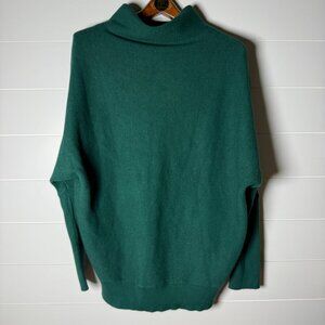 BluIvy Dolman Long Sleeve Young Contemporary Sweater Green Sz  M/L